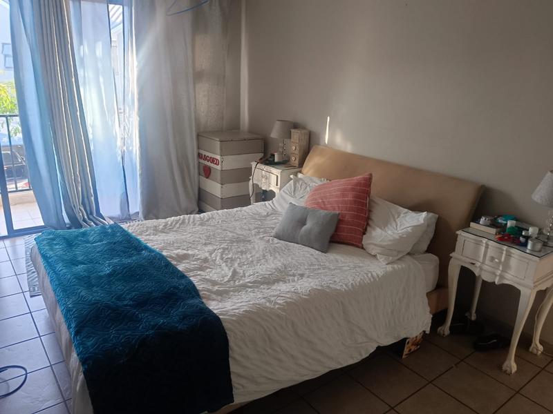 To Let 3 Bedroom Property for Rent in Tara Western Cape